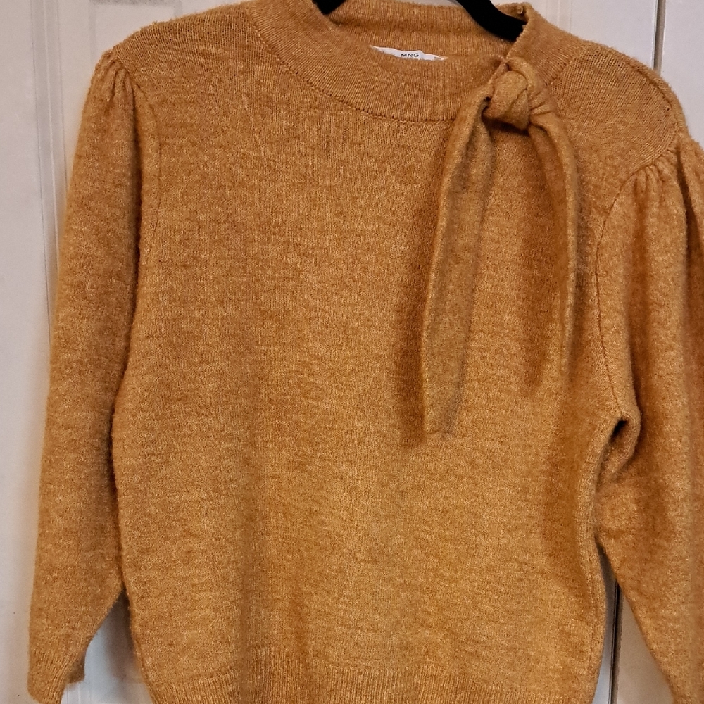 Elegant Mustard Sweater with Bow Accent